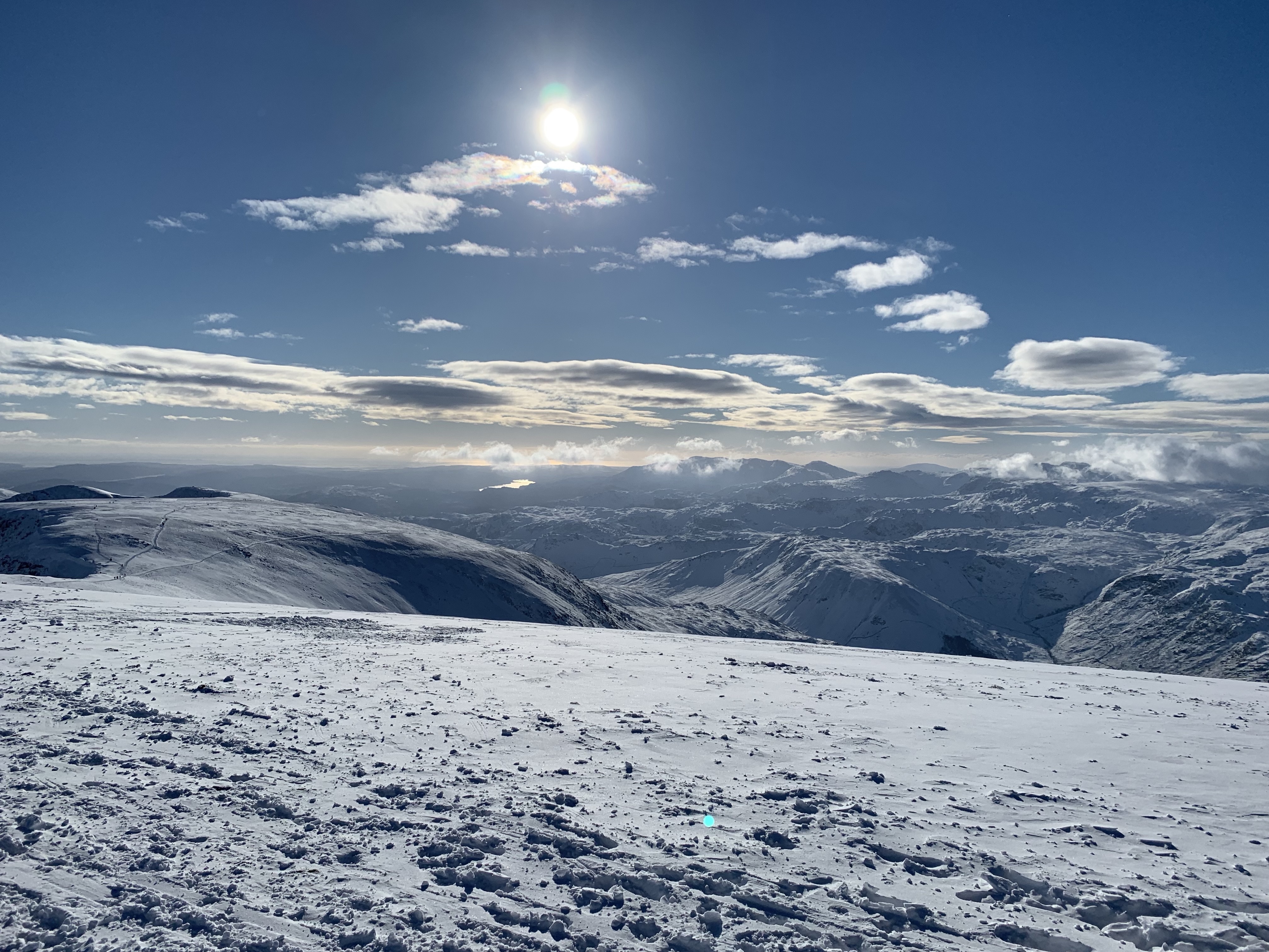 68JKnMCrSAuzY+hBh91Dyw